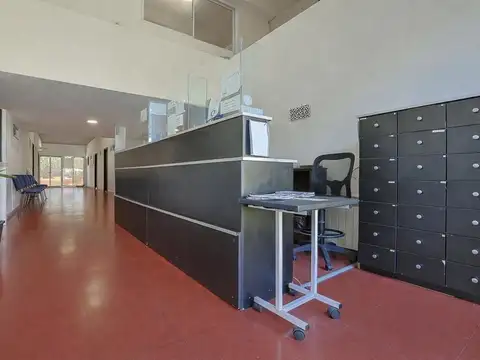 VENTA LOCAL Y DPTO 4 AMB RECICLADO AVENIDA JBJ