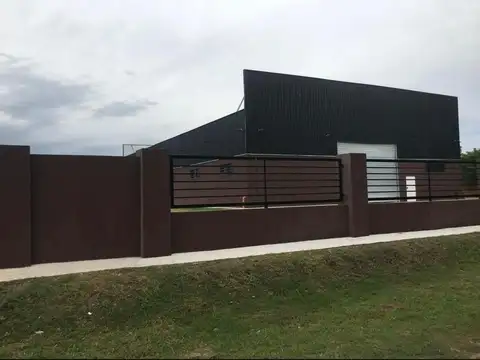 Galpon en Venta en Villa Rosa, USD 590.000