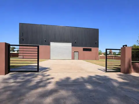 GALPON EN VENTA  800 m² CUBIERTOS SOBRE LOTE 3.750 m²