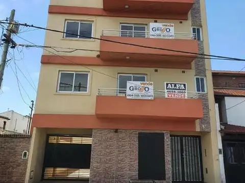 DEPARTAMENTO DE 2 AMB. Y MEDIO CON BALCON