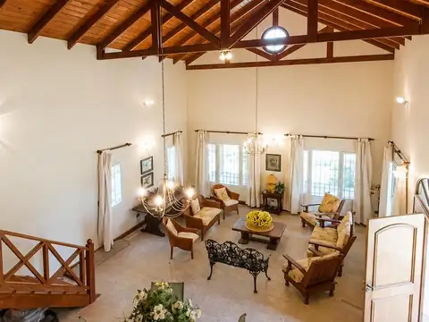 Casa en Venta al Oeste
