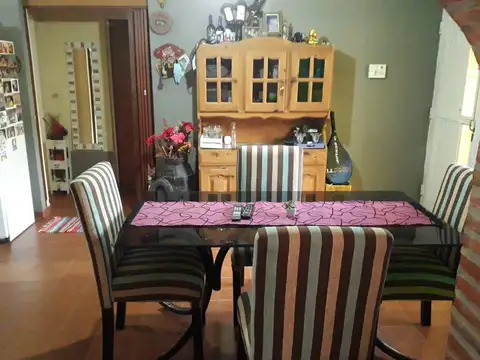 Casa 3 ambientes con 1 baño