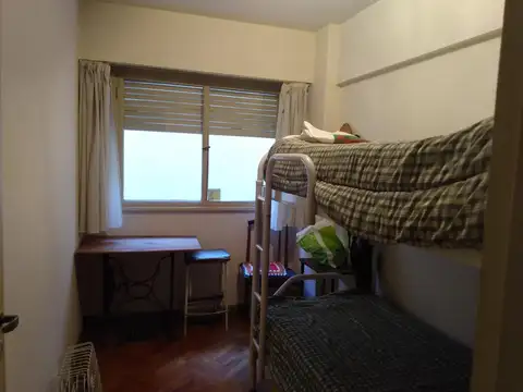 3 AMBIENTES PRIMER PISO CON ASCENSOR. APTO PROFESIONAL