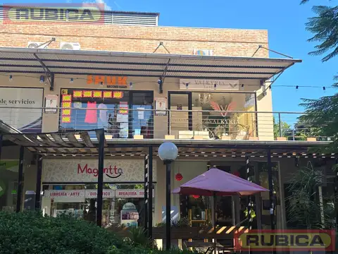 Local en VENTA   LA ESCALA   Av Caamaño y Panamericana PILAR
