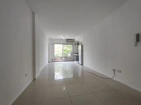Departamento en Venta en Villa del Parque, USD 80.000