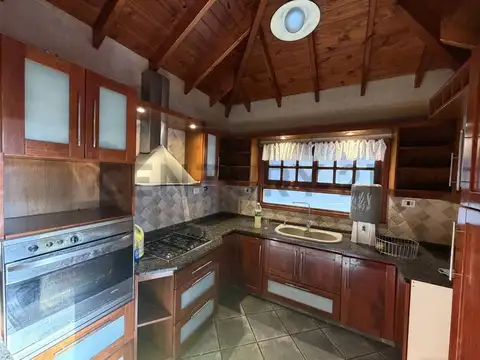 ALQUILER CASA 3 DORMITORIOS EN EXCELENTE ESTADO-CENTRO LOS POLVORINES