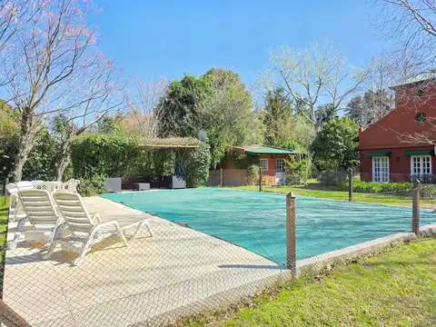 Casa 5 ambientes con 3 baños