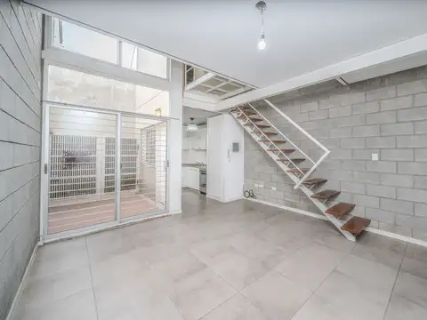 Depto Tipo Casa en Venta 14 años