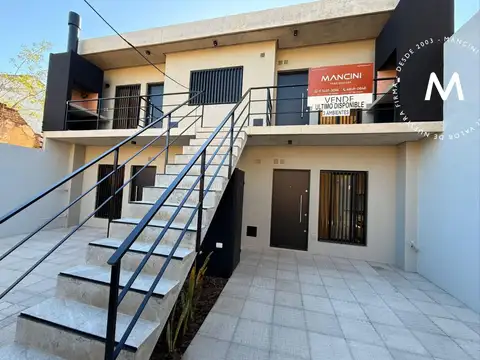 Depto Tipo Casa en Venta de 3 ambientes