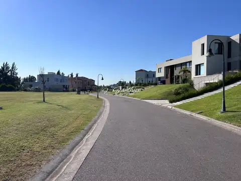 Terreno en Venta 40  mts Frente