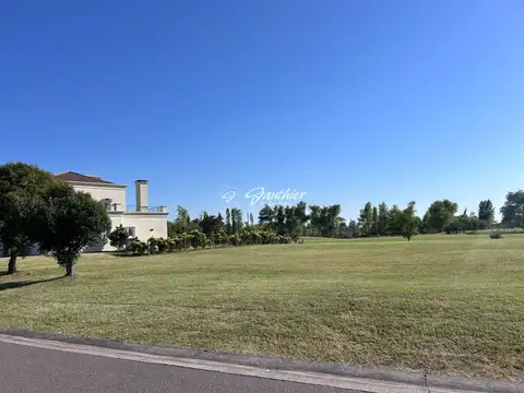 Terreno / Lote en venta de 1263m2 ubicado en Campana