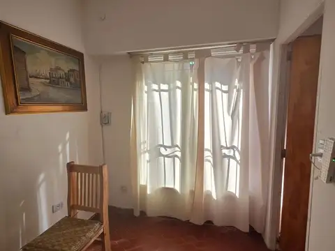 Depto Tipo Casa en Venta de 6 ambientes