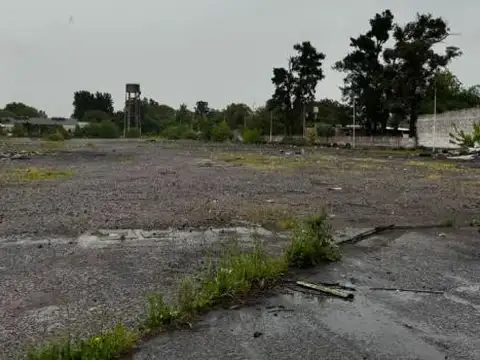 Depósito en Merlo