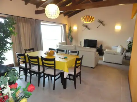 Departamento en Venta con 2 cocheras