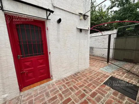 Depto Tipo Casa en Alquiler en Villa Santos Tesei, $ 550.000