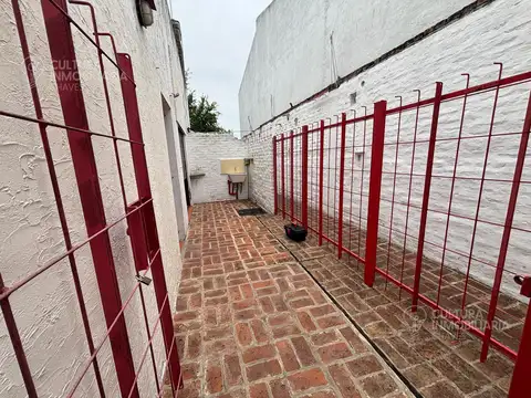 Depto Tipo Casa 2 ambientes con 1 baño
