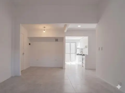 Depto Tipo Casa en Venta de 3 ambientes
