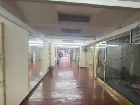 Av Rivadavia 4300, Piso PB