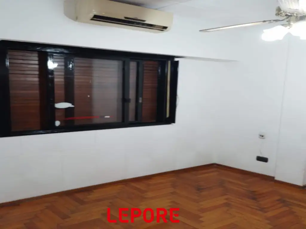 AV DIRECTORIO 100, Piso 8
