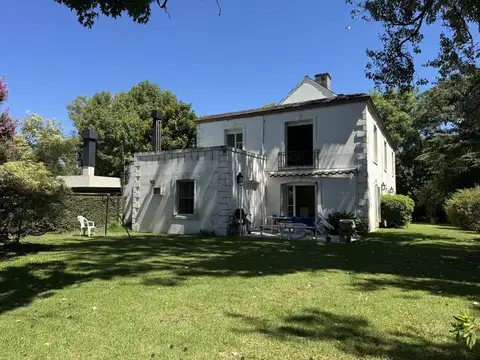 Obispo Terrero al 2300