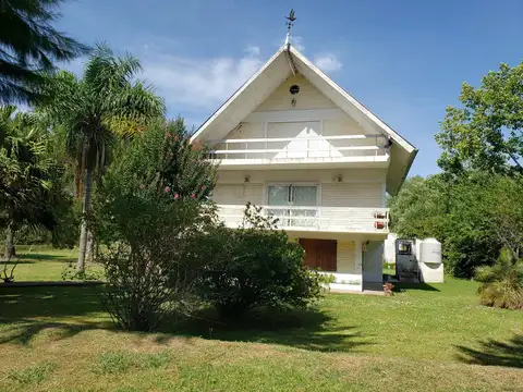 Rio / Arroyo Caraguatá El Paraiso 100
