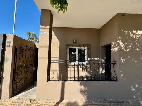 Joaquin V Gonzalez  al 2200