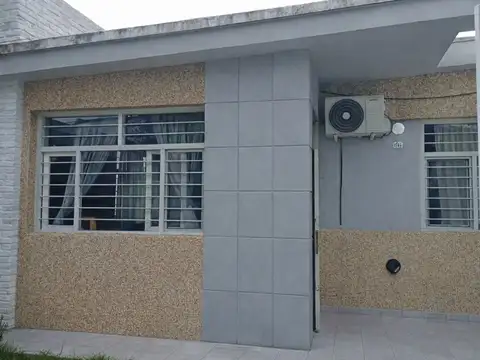 venta casa 4 amb + depto 3 amb castelar cerca Alem