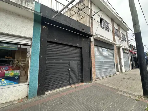 Local en Alquiler en Las Heras, $ 400.000