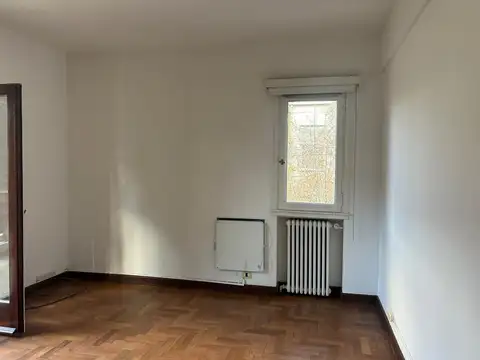 Depto Tipo Casa 4 ambientes con 2 baños