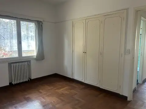 Depto Tipo Casa en Alquiler de 4 ambientes