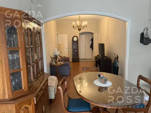 Casa en Venta en Temperley, USD 242.000