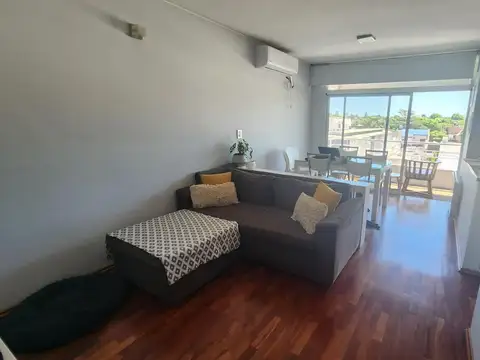 DEPARTEAMENTO EN VENTA DE UN DORMITORIO CON COCHERA