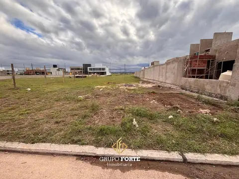 OPORTUNIDAD EN BRISAS DE MANANTIALES