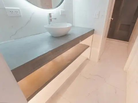 VENTA DEPARTAMENTO 2AMB REFACCIONADO BARRIO NORTE