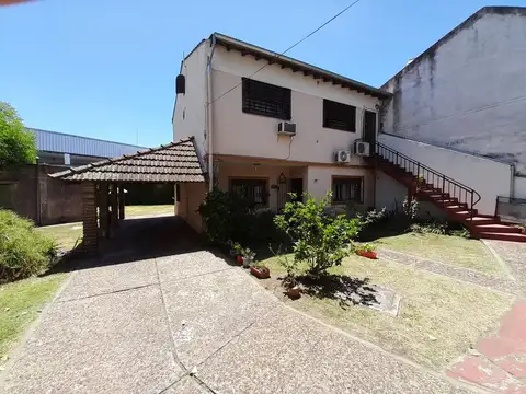 CASA EN VENTA LOMA HERMOSA APTA CREDITO 580 M2 TOT