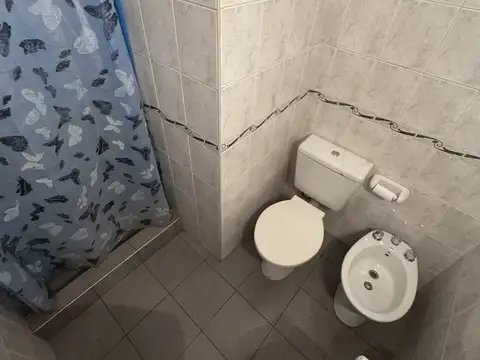 Depto Tipo Casa en Alquiler en Boedo, $ 900.000