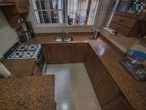 Depto Tipo Casa en Alquiler de 5 ambientes