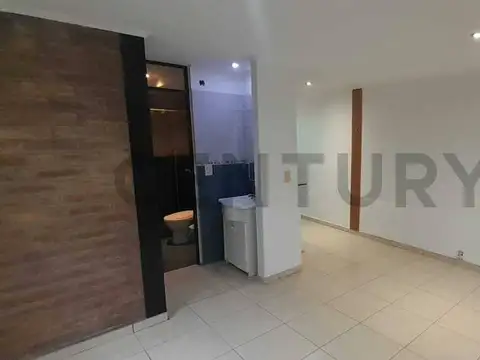 Proyectada 100, Piso 0