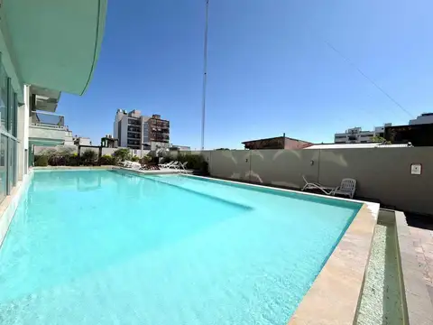 VENTA DPTO 3 AMBIENTES PISO ALTO CON BALCÓN Y COCHERA TORRE BRISAS PREMIUM