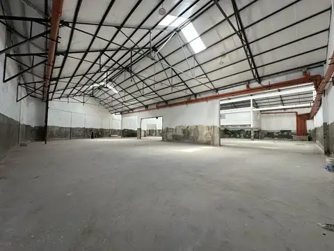 Galpon en Alquiler en Boca, USD 23.800