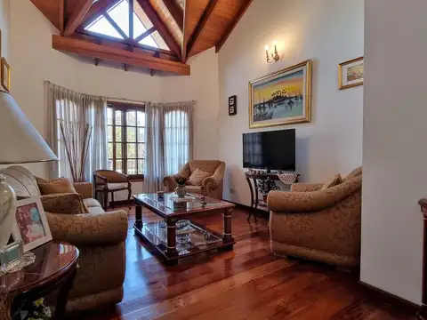 Casa en Venta en Quilmes Oeste, USD 300.000