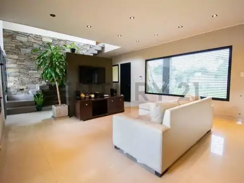 Casa en Venta en Jose Hernandez, USD 140.000