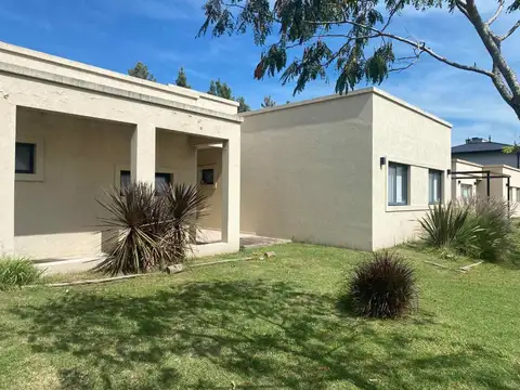 Venta casa 1 planta Escobar, San Matías B. Cerrado