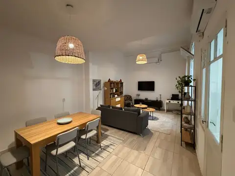 Depto Tipo Casa 4 ambientes con 2 baños