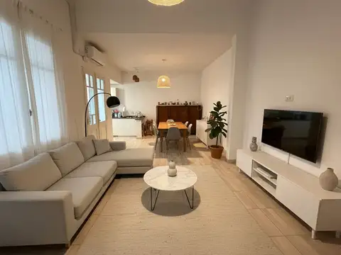 Depto Tipo Casa en Venta de 4 ambientes