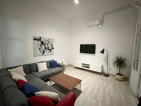 Depto Tipo Casa 4 ambientes con 2 baños