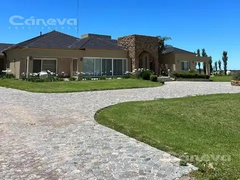 Tres Sargentos 1