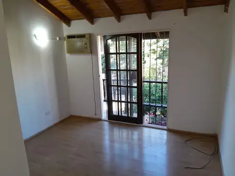 Casa en Alquiler 25 años