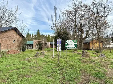 Venta terreno en barrio abierto Los Fresnos, Salvador María, Lobos