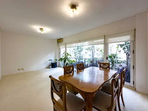 PISO TRES AMBIENTES - COCHERA Y BAULERA - PALERMO